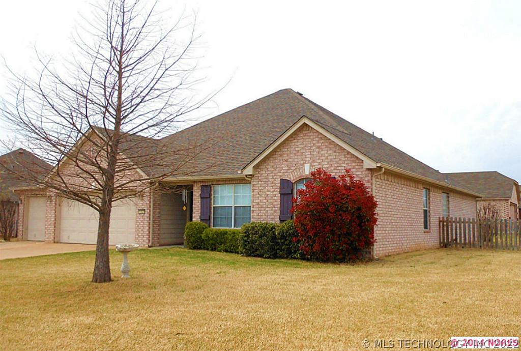 19425 E 48th Street Property Photo 1