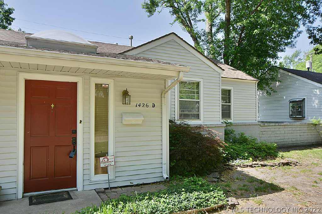 1426 E 38th Street D Property Photo 1