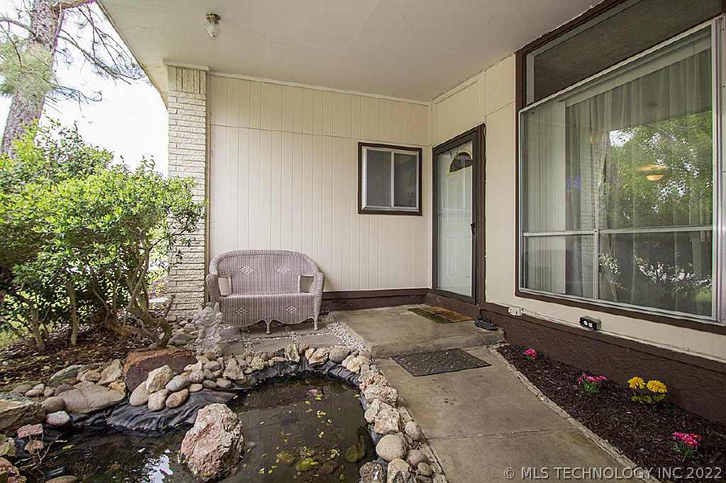 20132 E 3rd Street Property Photo 1