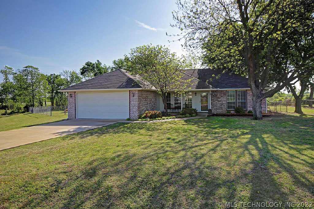 25225 S Shepherd Drive Property Photo 1