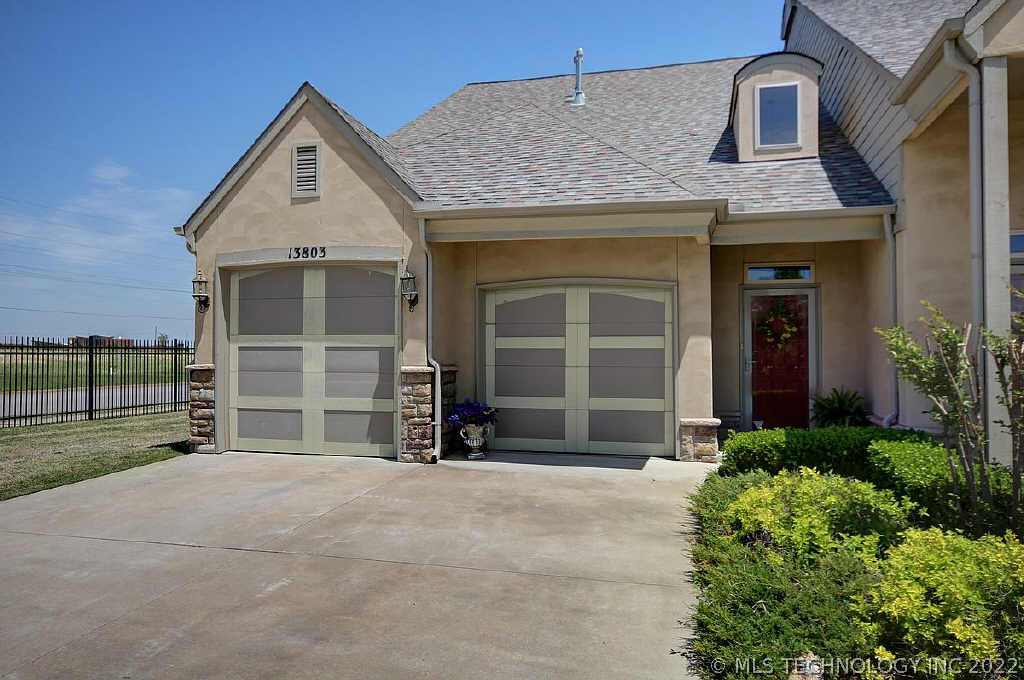 13803 E 105th Street Property Photo 1