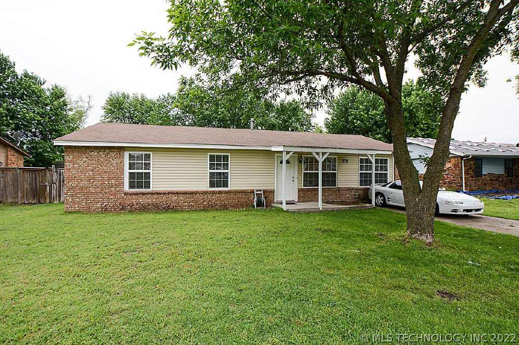 13798 S 284th East Avenue Property Photo 1