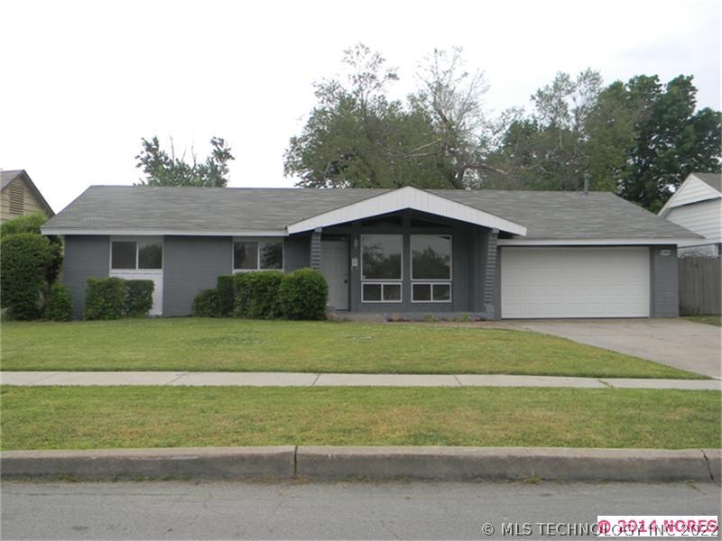 9006 E 37th Street Property Photo 1