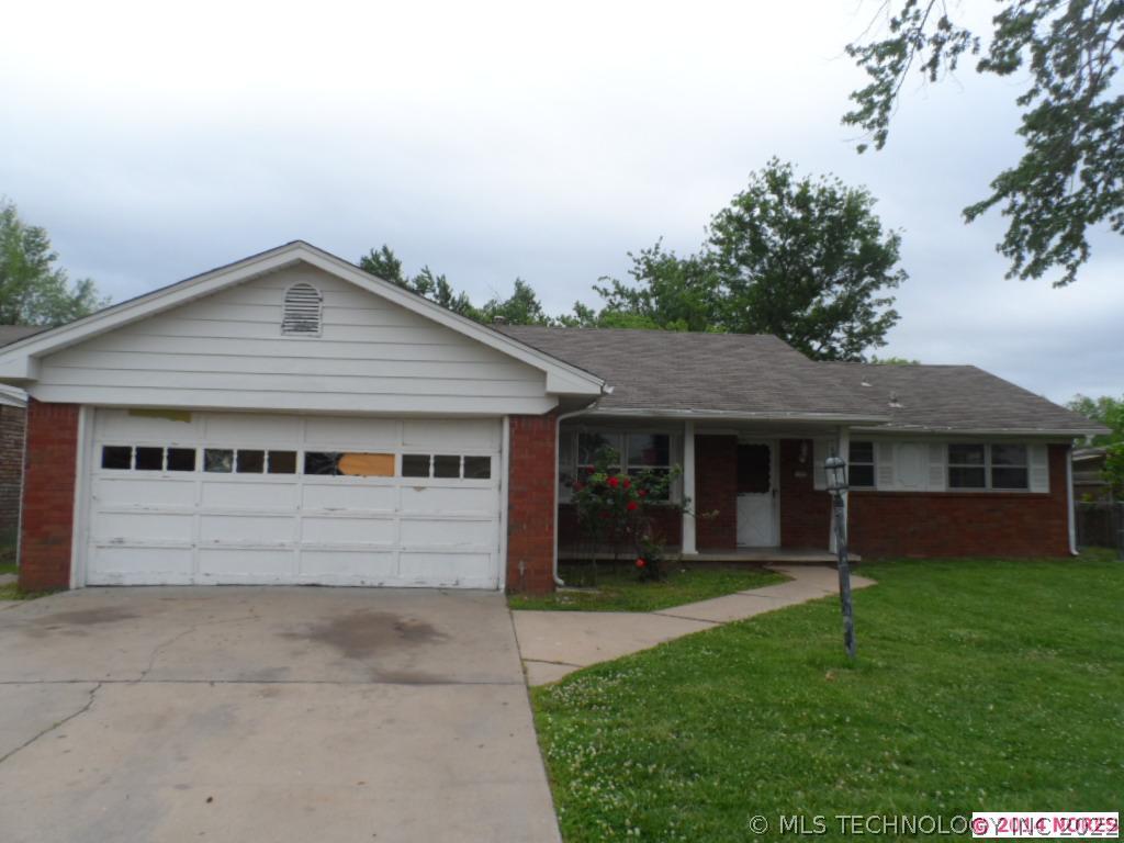 1525 S 122nd East Avenue Property Photo 1