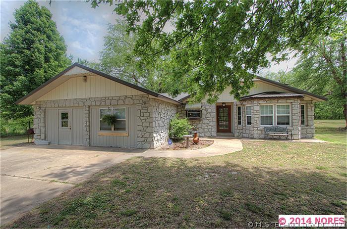 9533 Sahoma Lake Road Property Photo 1