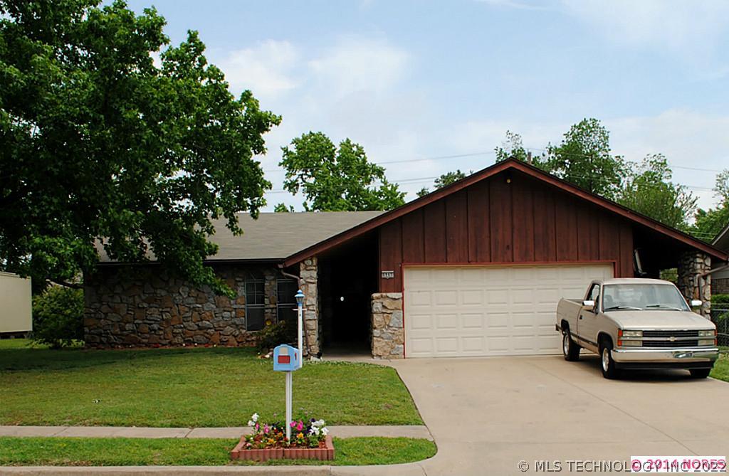 6965 E 72nd Street Property Photo 1