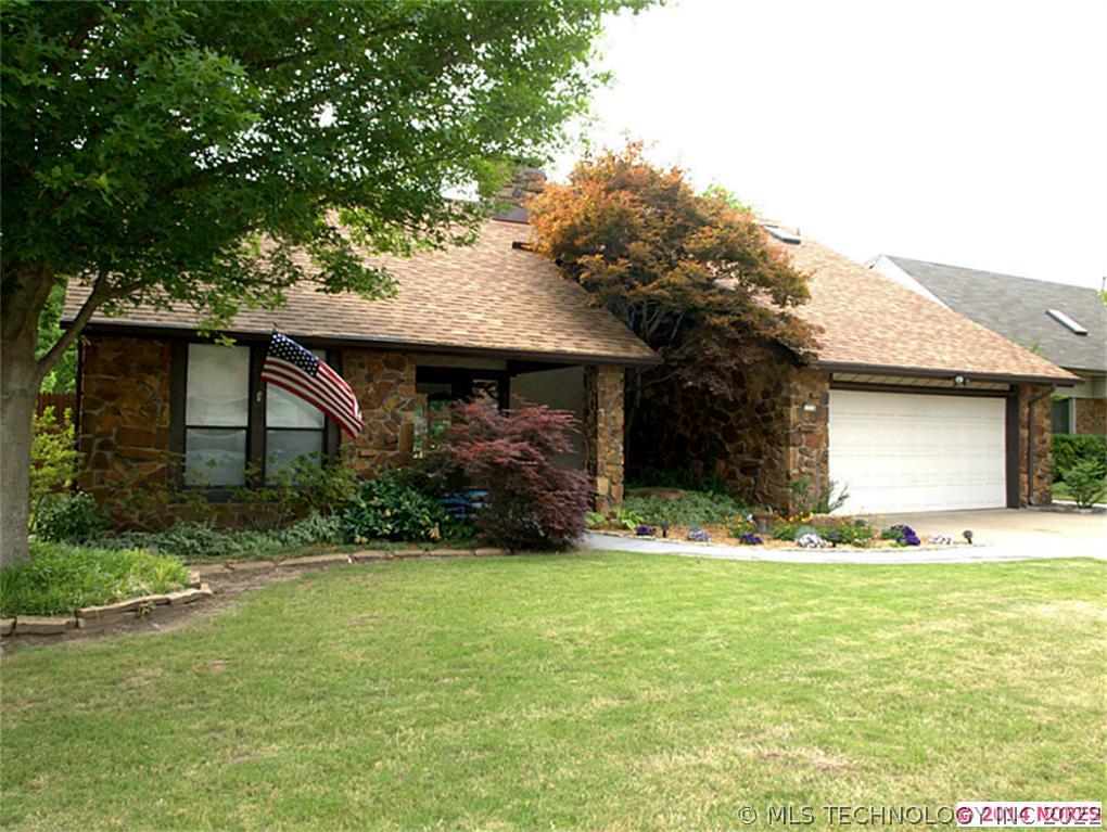 1316 S Chestnut Avenue Property Photo 1