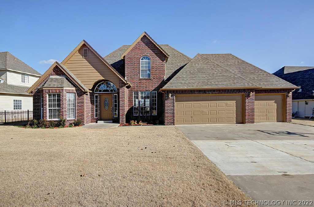 25517 Blackberry Boulevard Property Photo 1