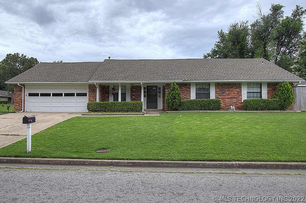 8706 E 75th Street Property Photo 1