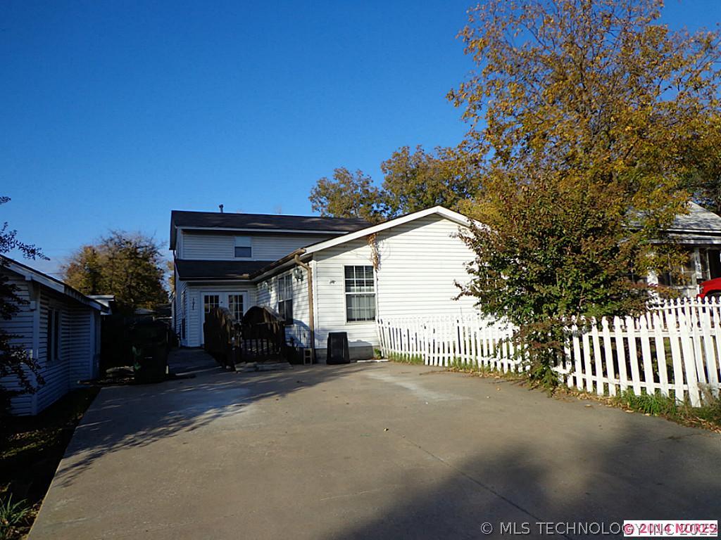 1027 E Mckinley Avenue Property Photo 1