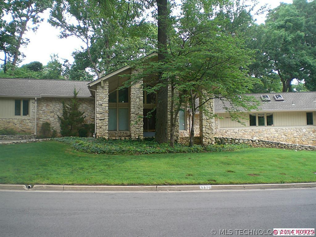3819 E 98th Street Property Photo 1