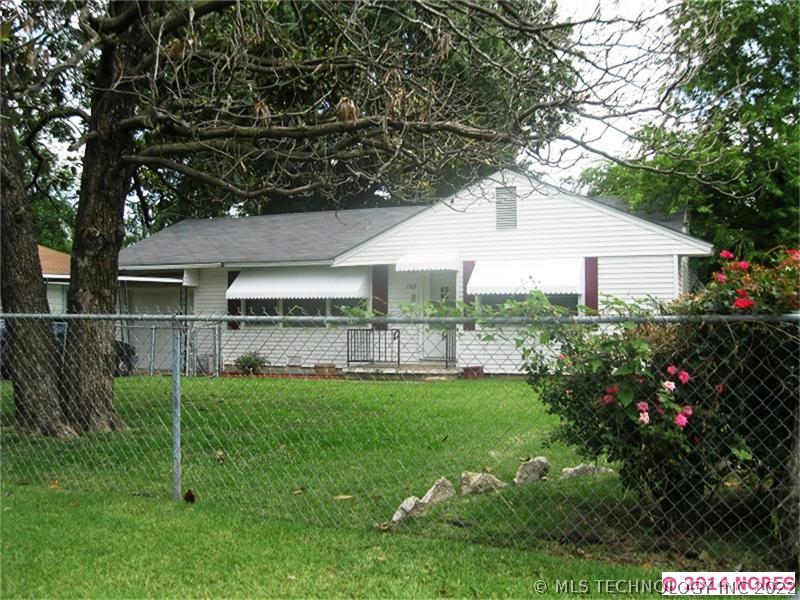 1569 N New Haven Street Property Photo 1