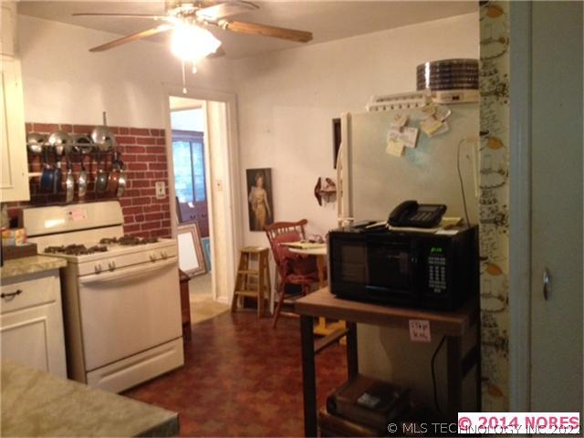 6711 E 6th Street Property Photo 1