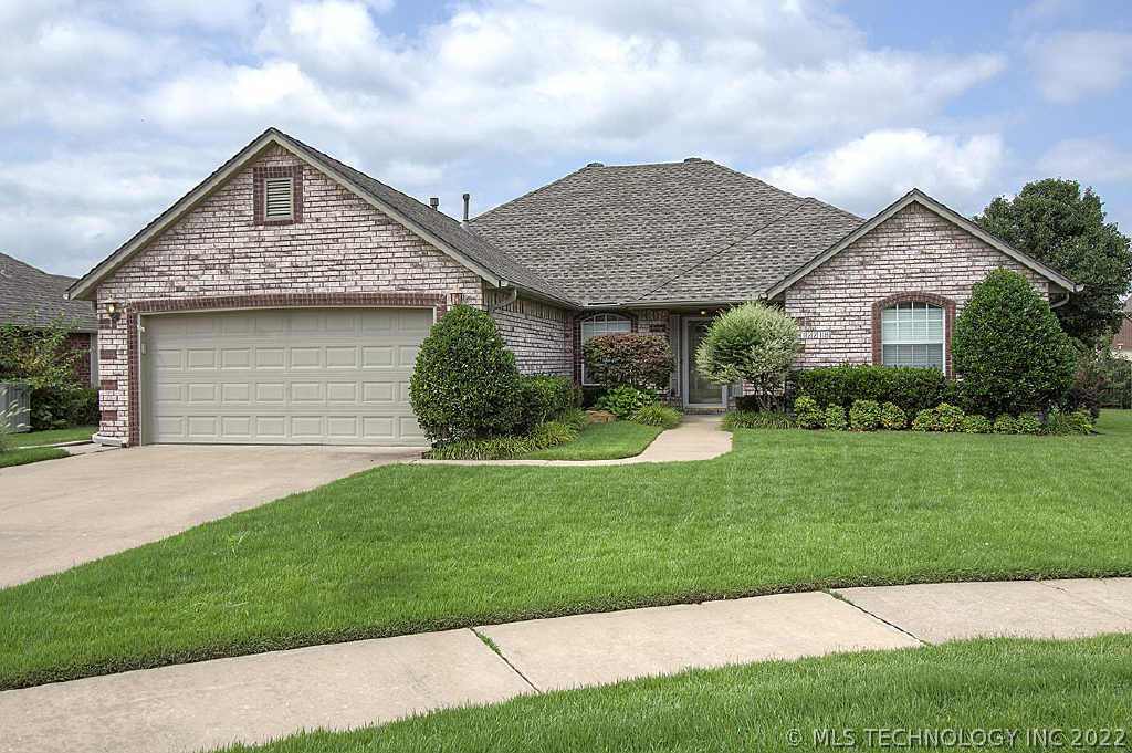 12218 S 99th East Avenue Property Photo 1