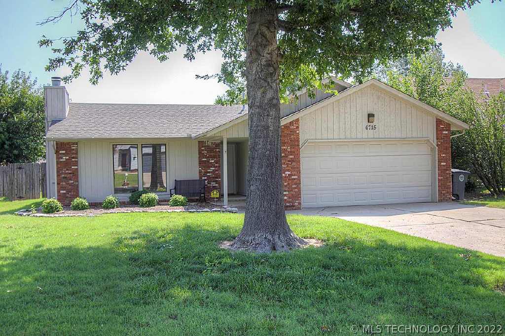 6715 S 111th East Avenue Property Photo 1