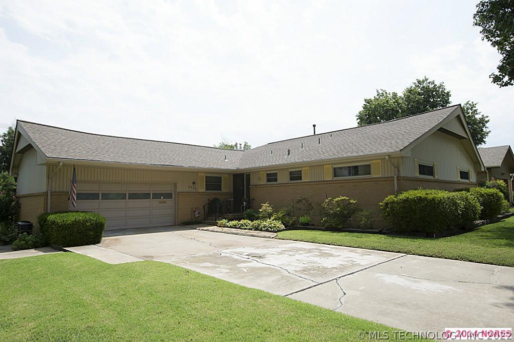 4223 S Sandusky Avenue Property Photo 1