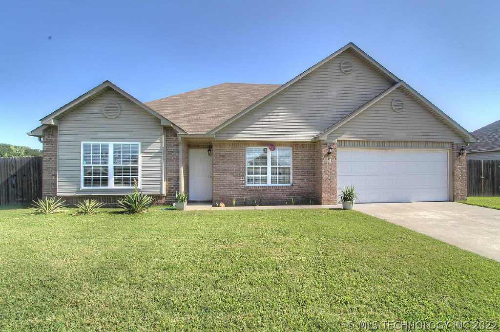 8035 Ridgeview Street Property Photo 1