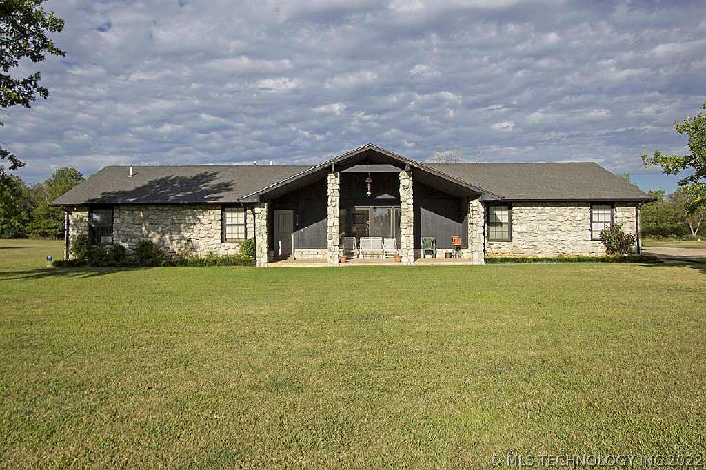4220 N Delaware Avenue Property Photo 1