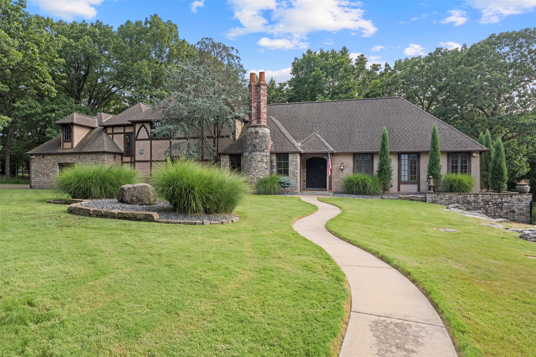 451481 Ridge Road Circle Property Photo 1