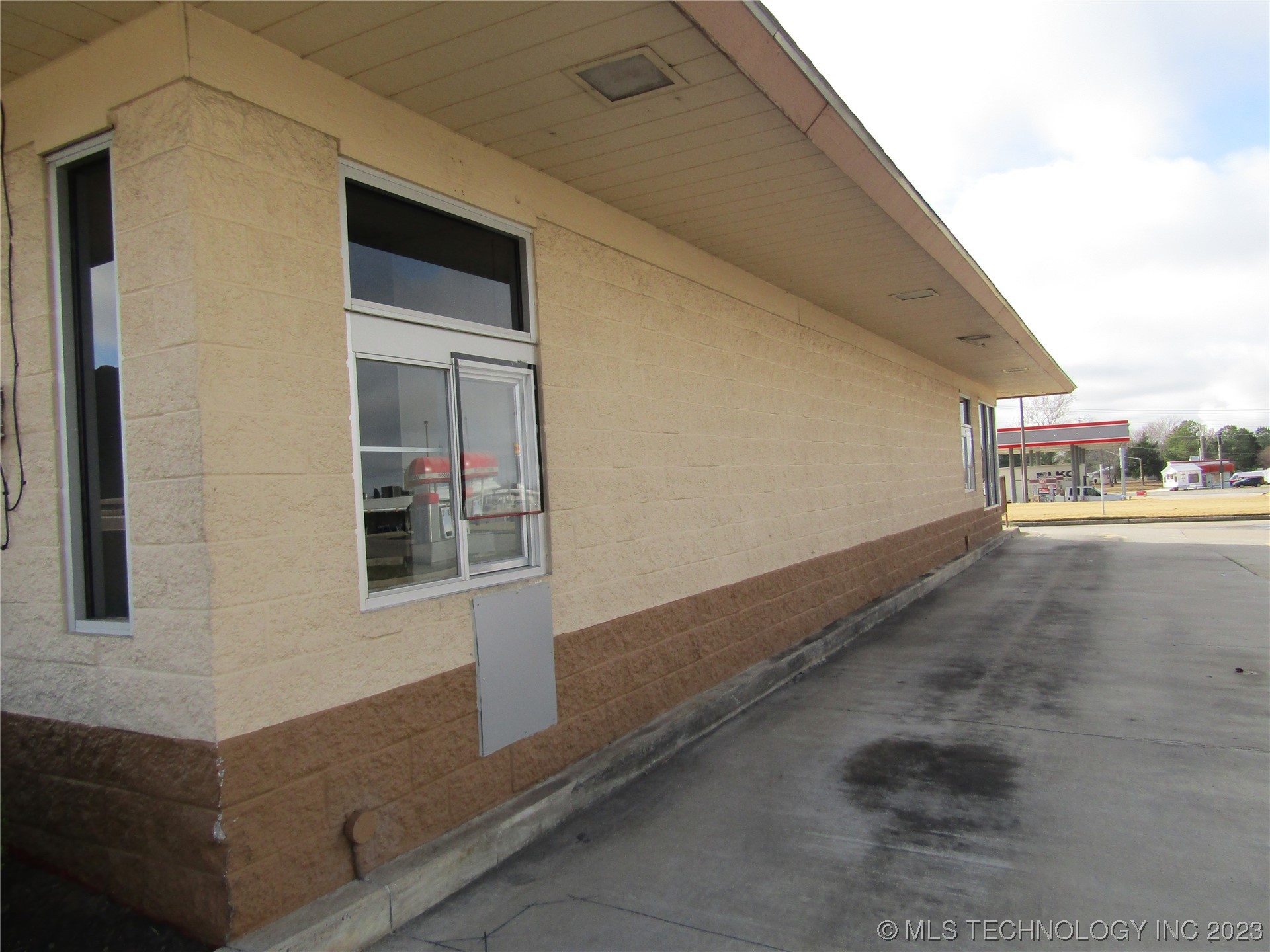 920 S Ross Street Property Photo 12