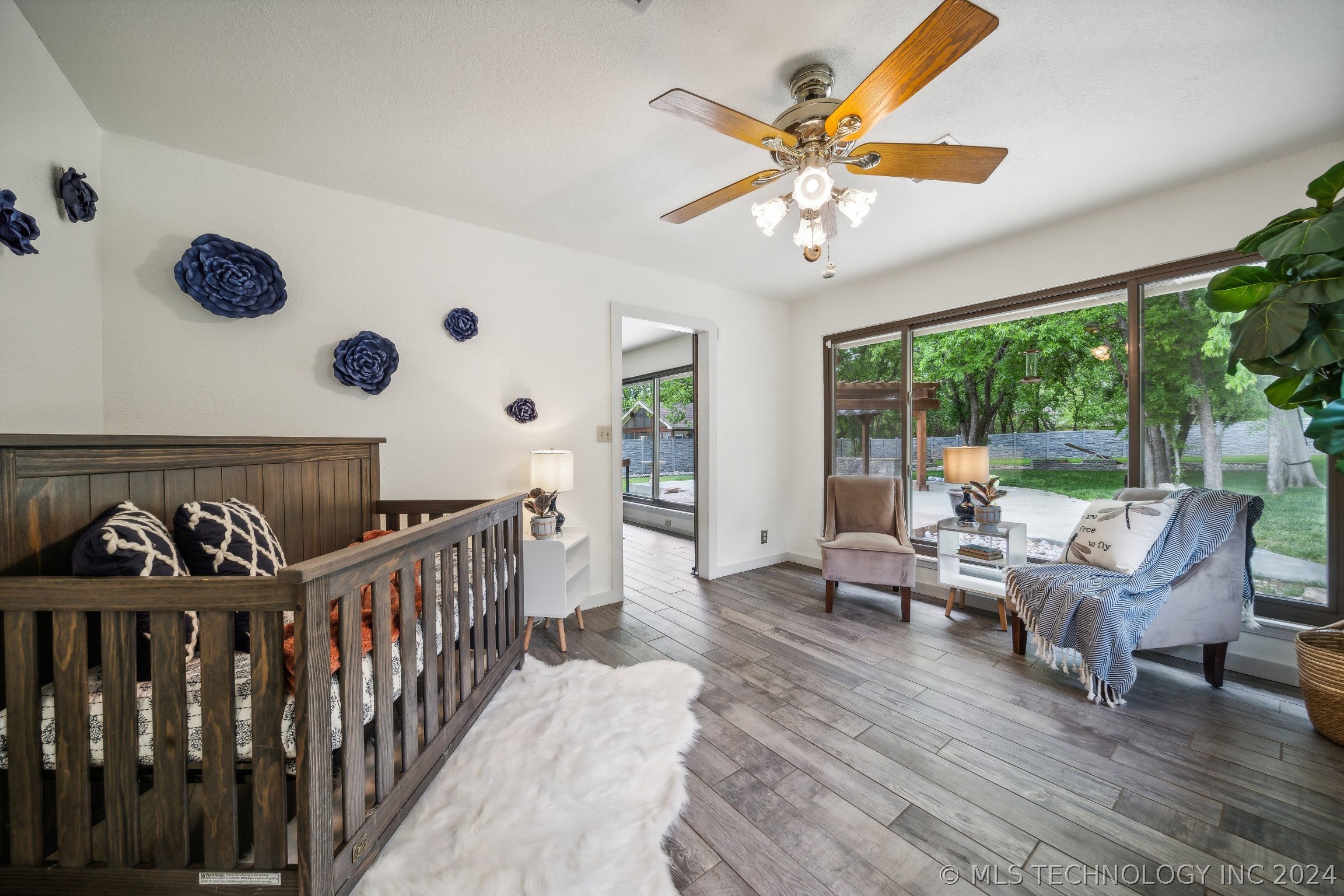 7902 S Waco Avenue Property Photo 17