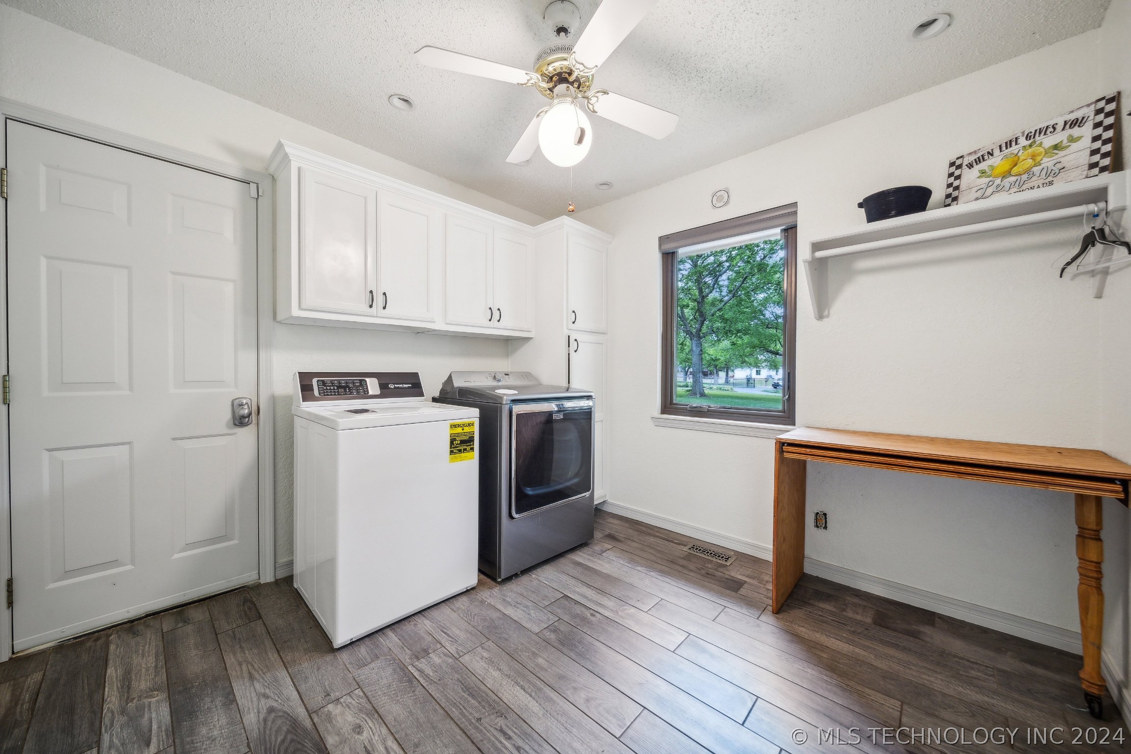 7902 S Waco Avenue Property Photo 28