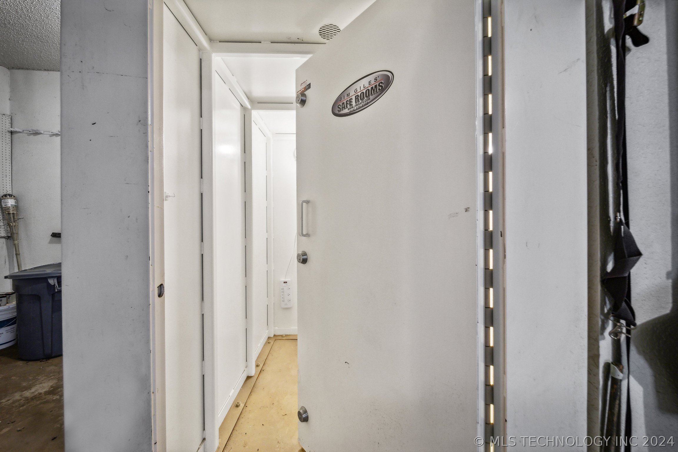 7902 S Waco Avenue Property Photo 29