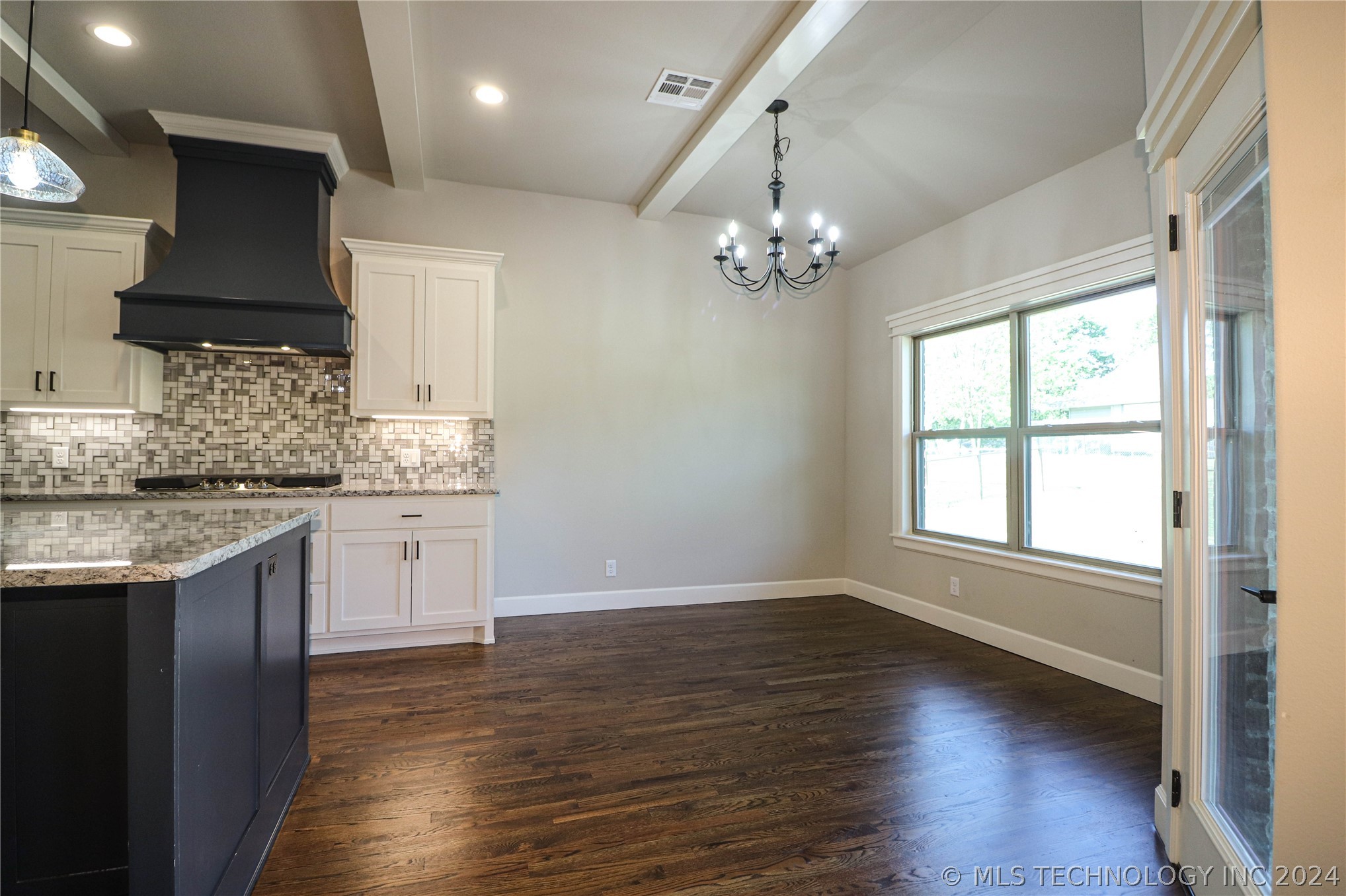 1440 Mabelle Drive Property Photo 15