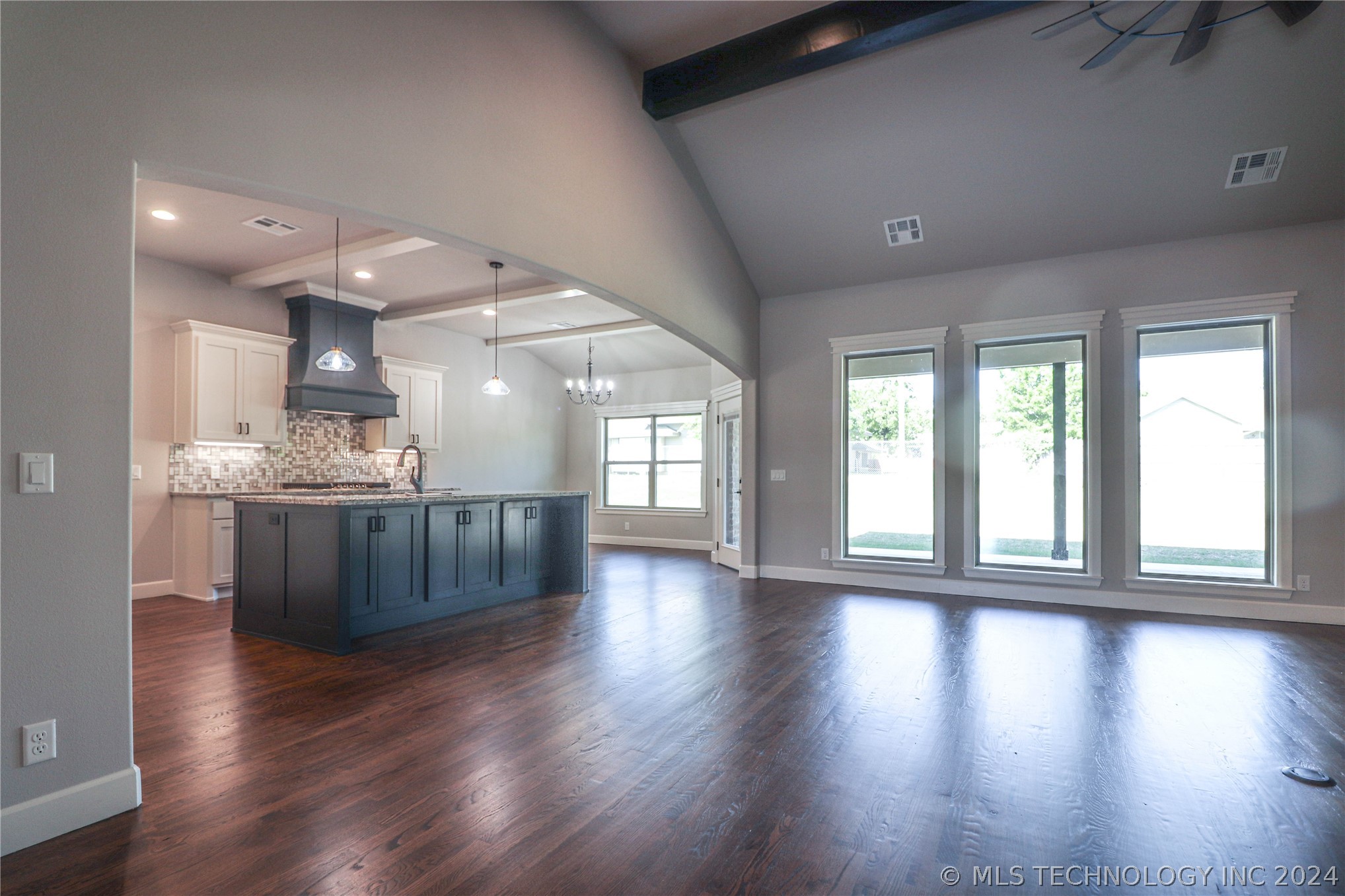 1440 Mabelle Drive Property Photo 18