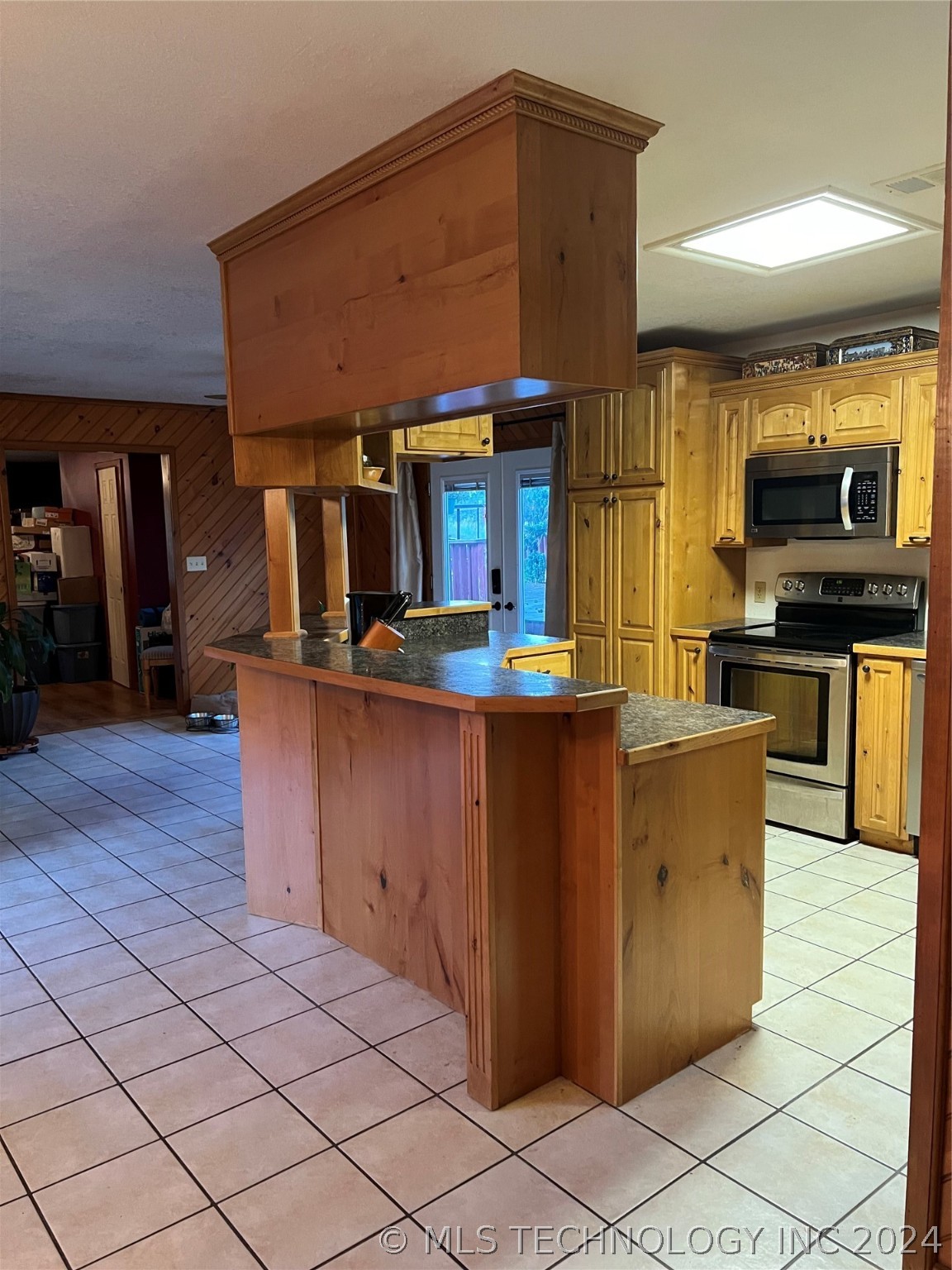2394 Wheeler Property Photo 6