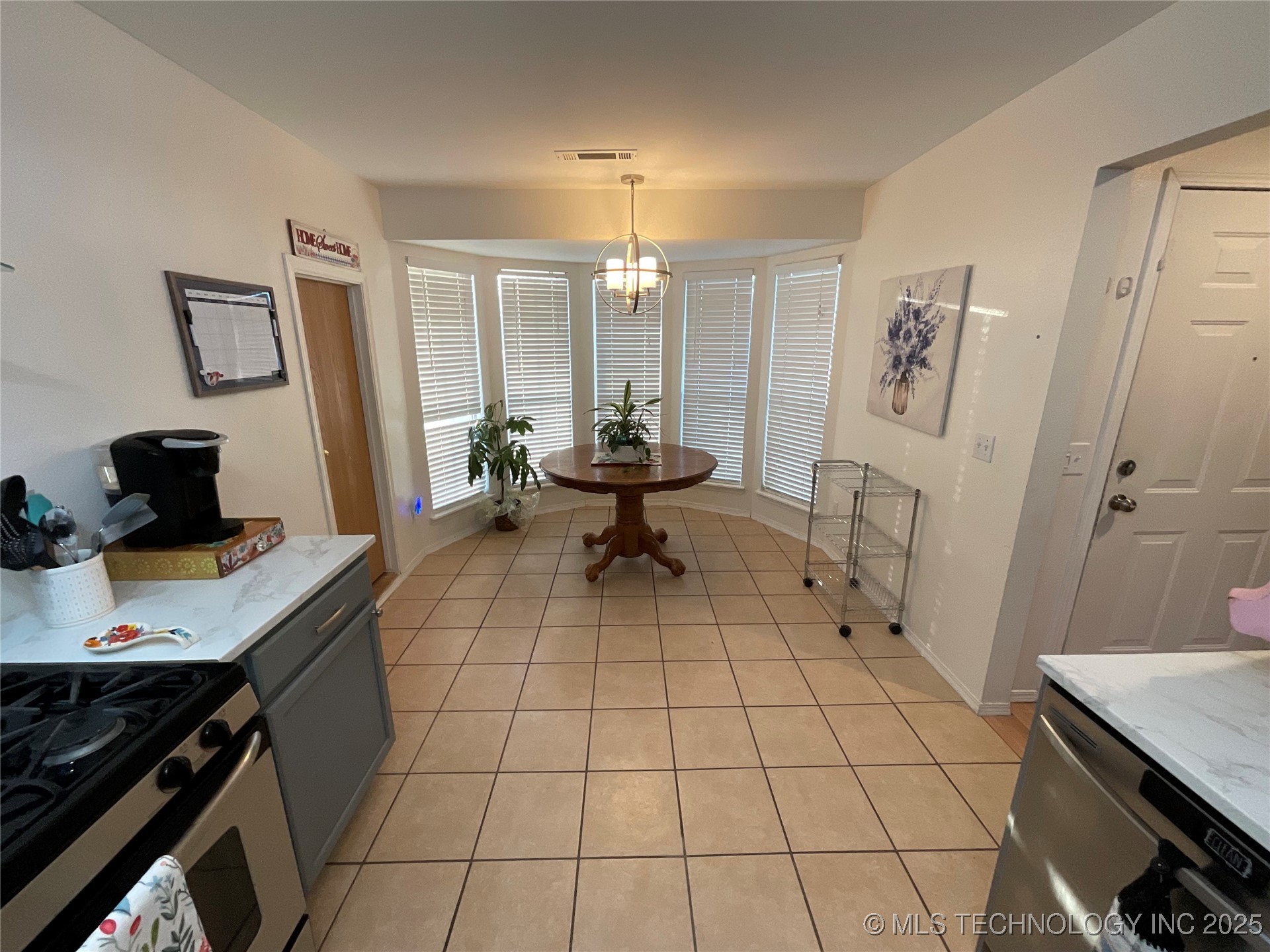 2201 Chanel Street Property Photo 10