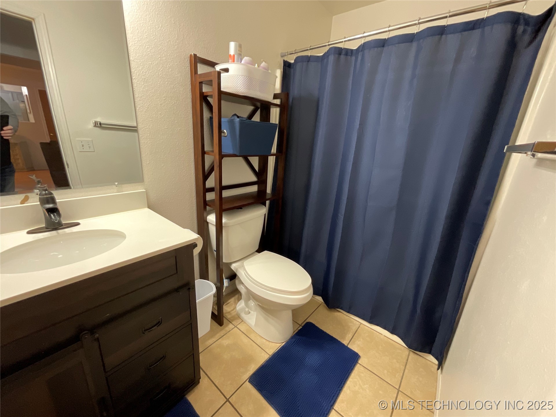2201 Chanel Street Property Photo 23