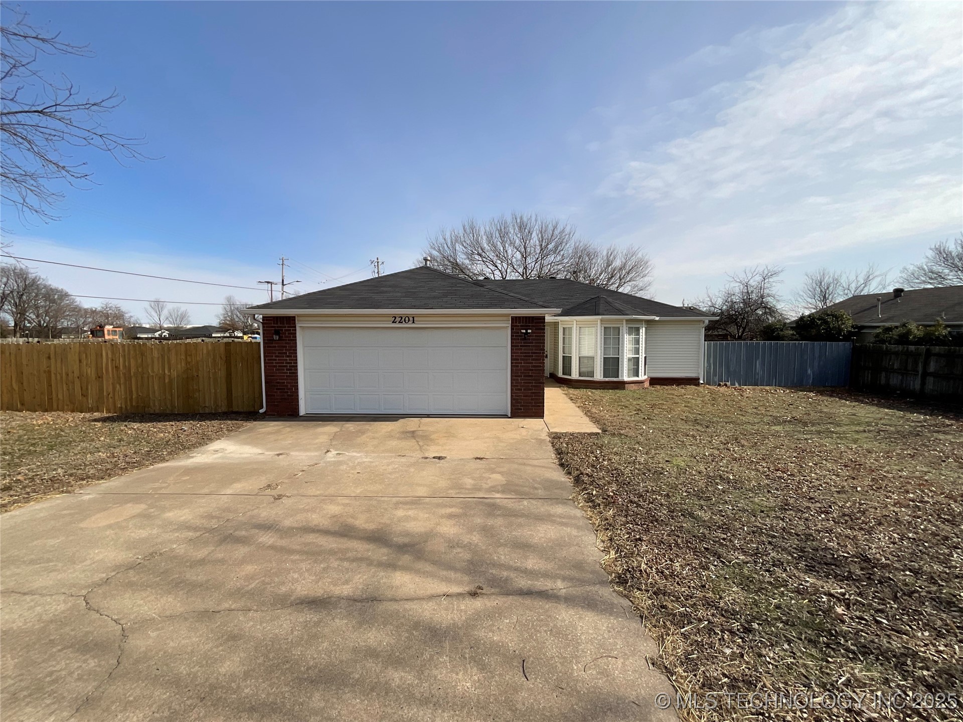 2201 Chanel Street Property Photo 27