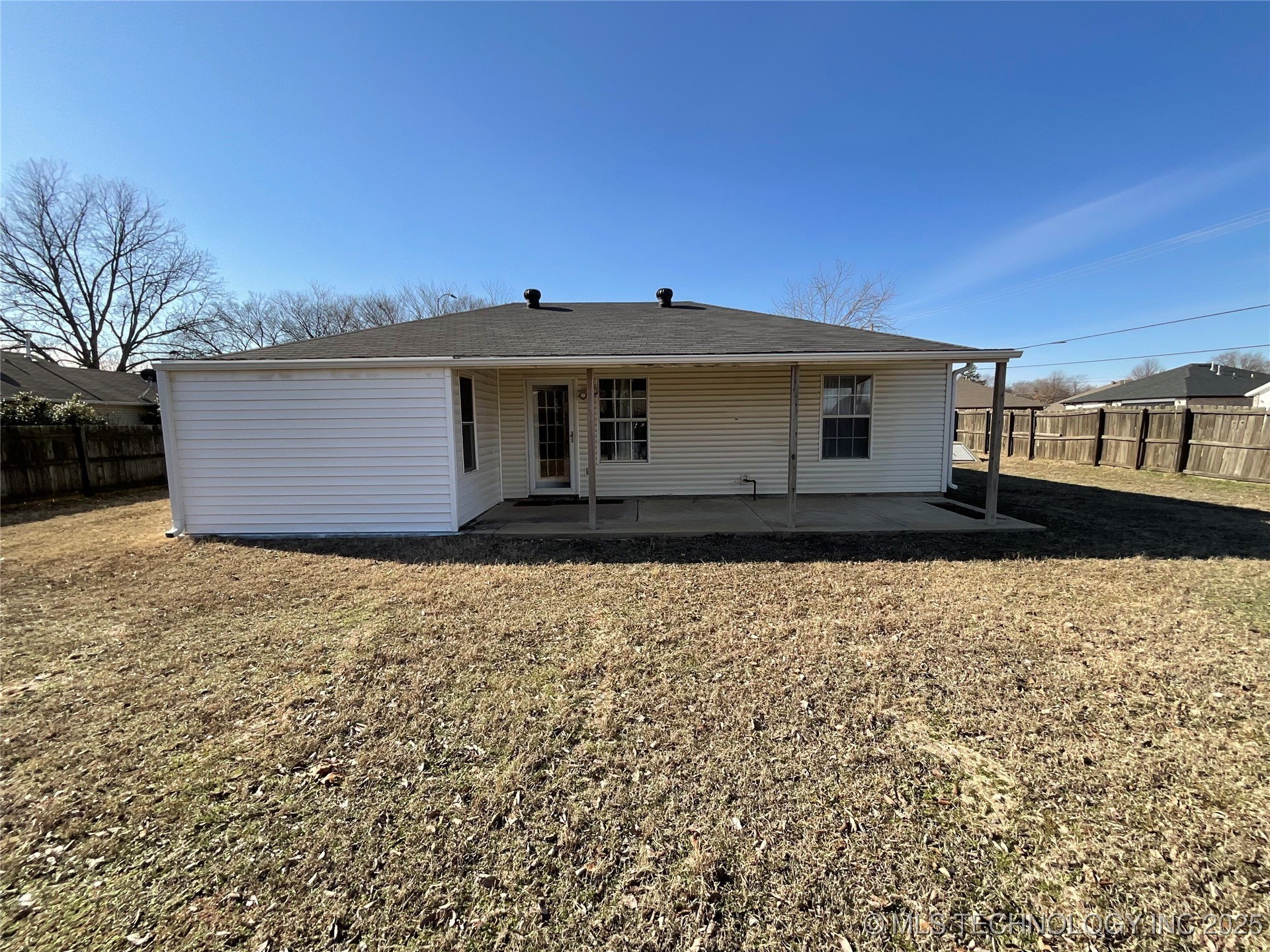 2201 Chanel Street Property Photo 30