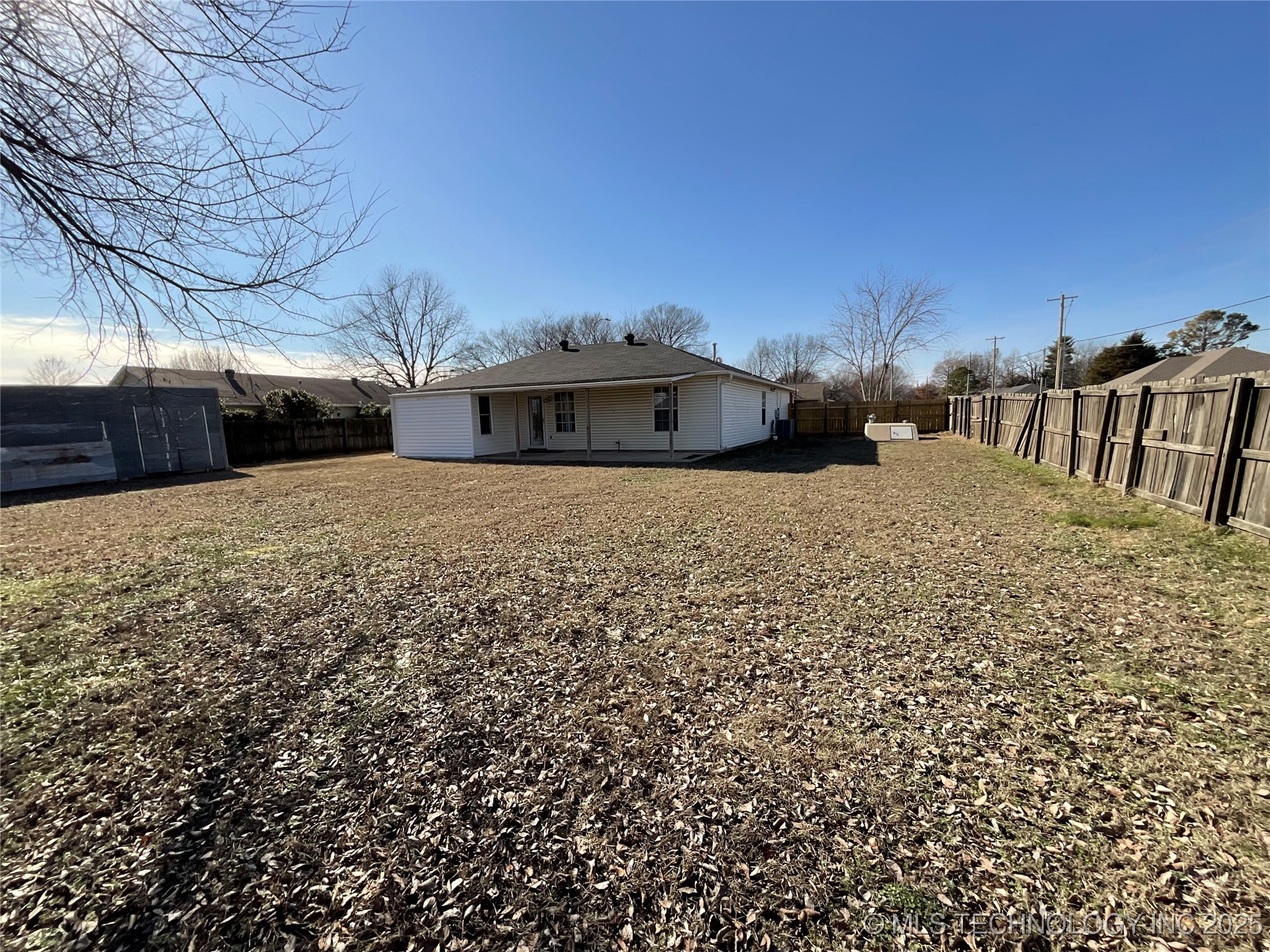 2201 Chanel Street Property Photo 34