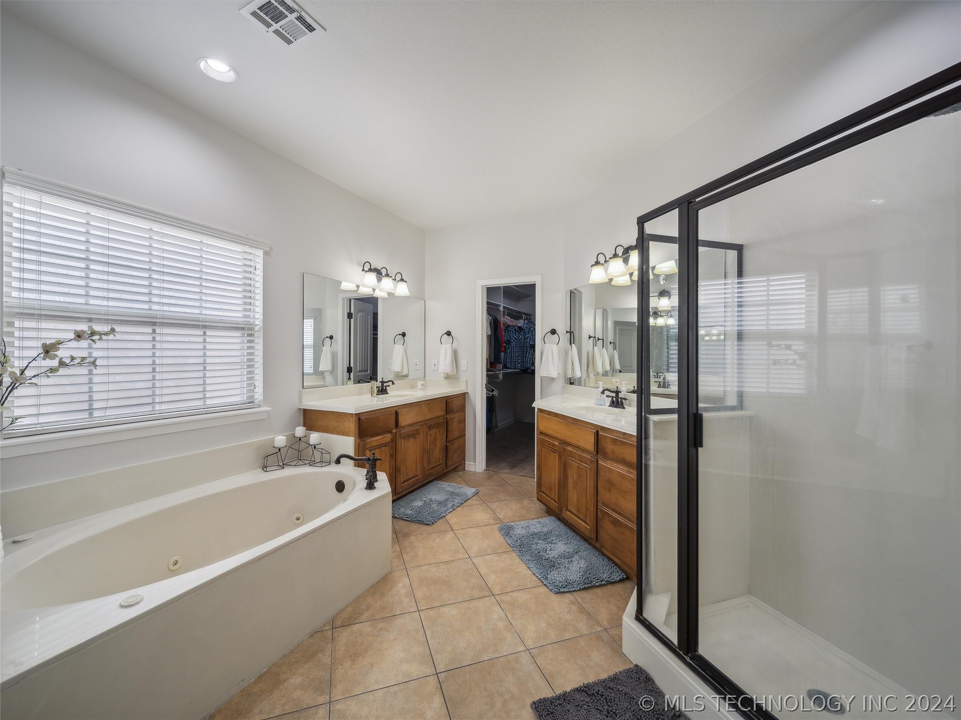 16405 E 50th Street Property Photo 21