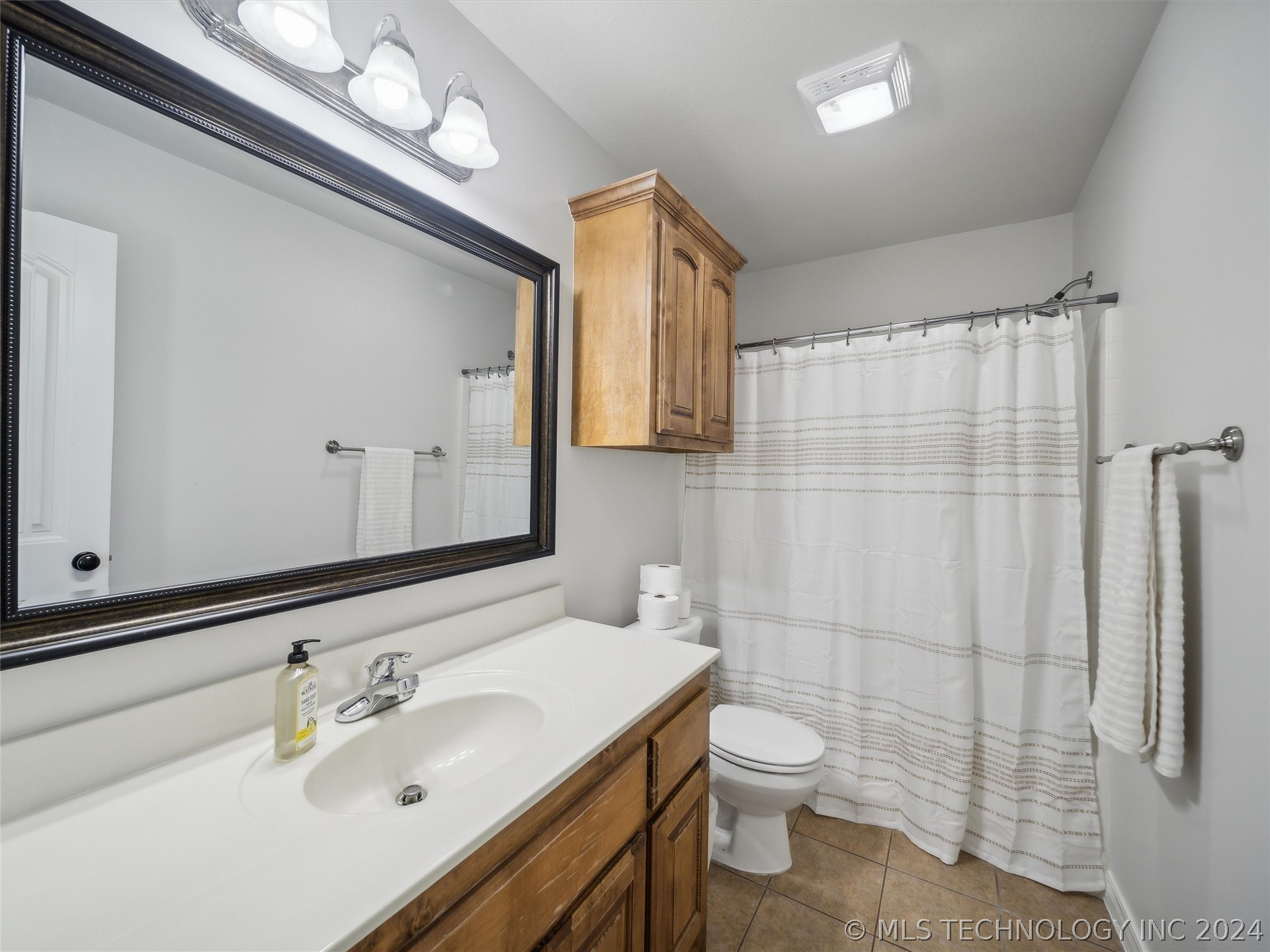 16405 E 50th Street Property Photo 31