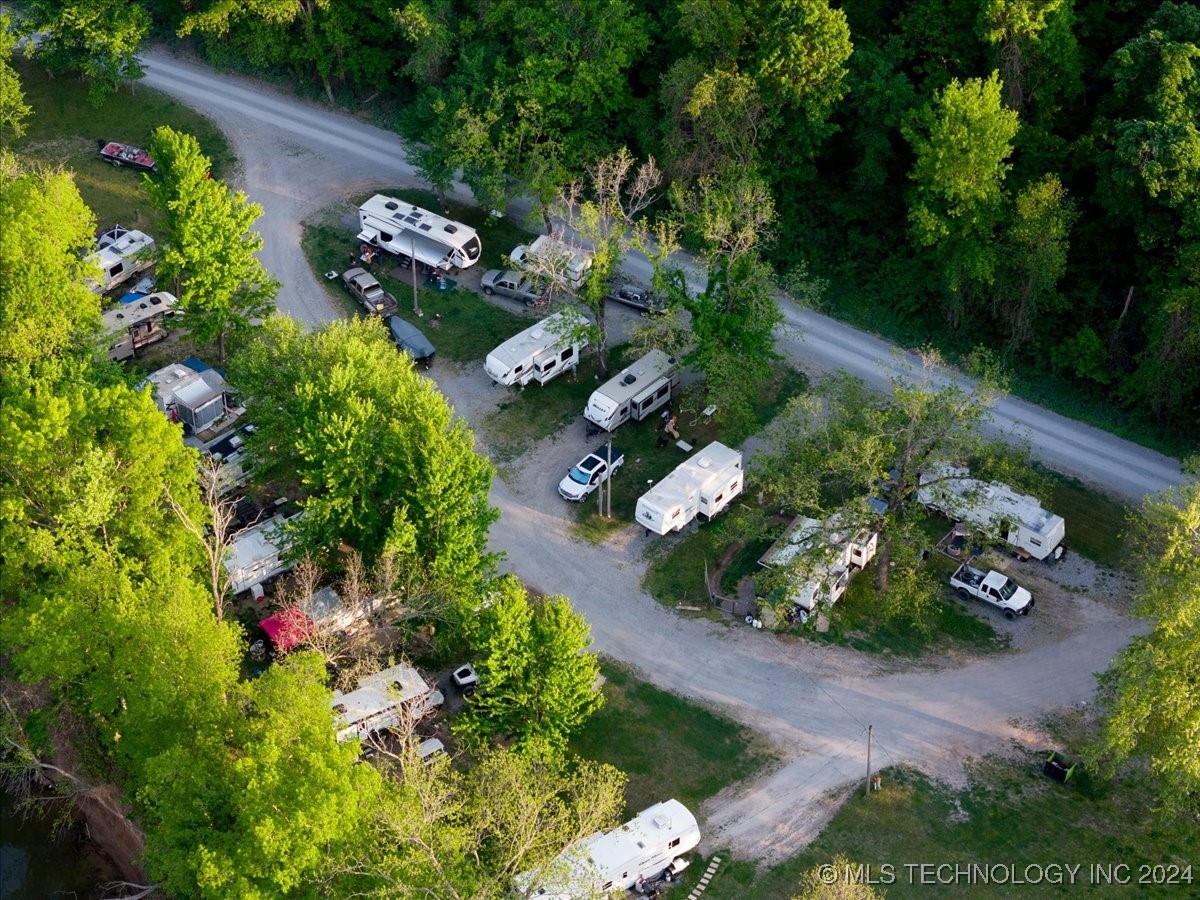 9596 N 447 Road Property Photo 7