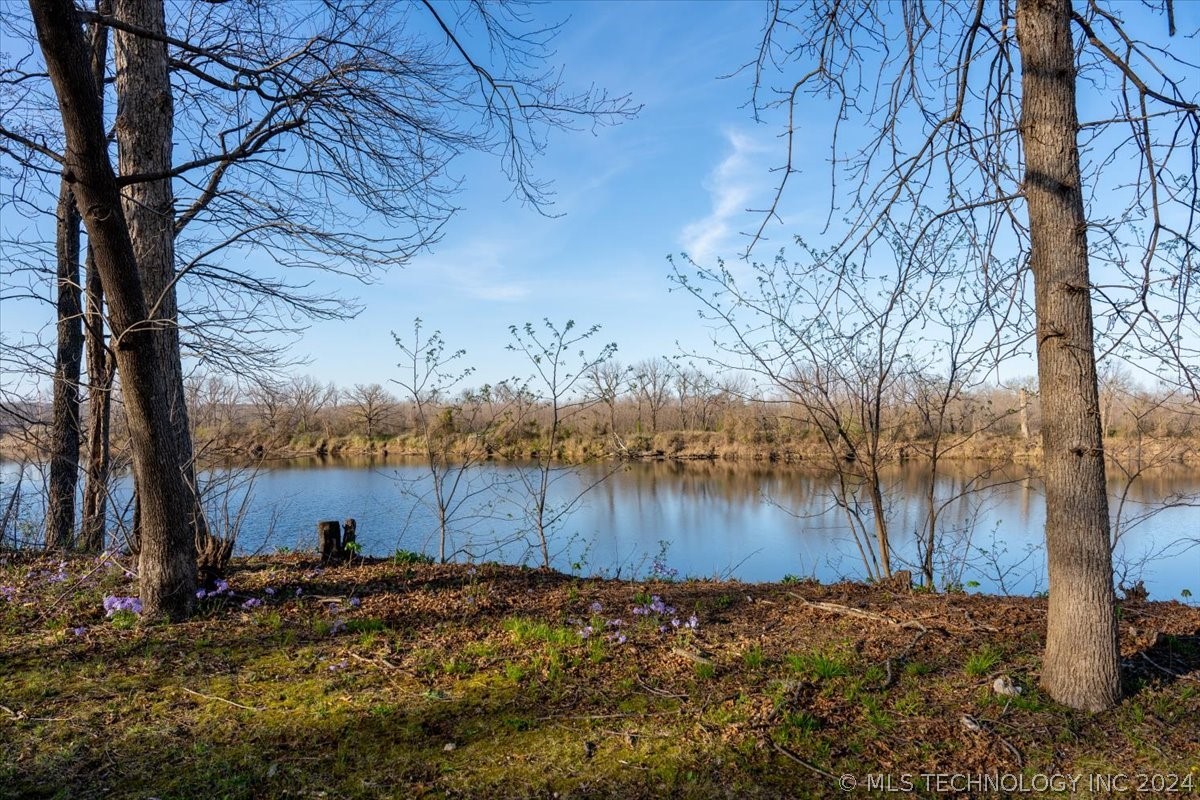 9596 N 447 Road Property Photo 17