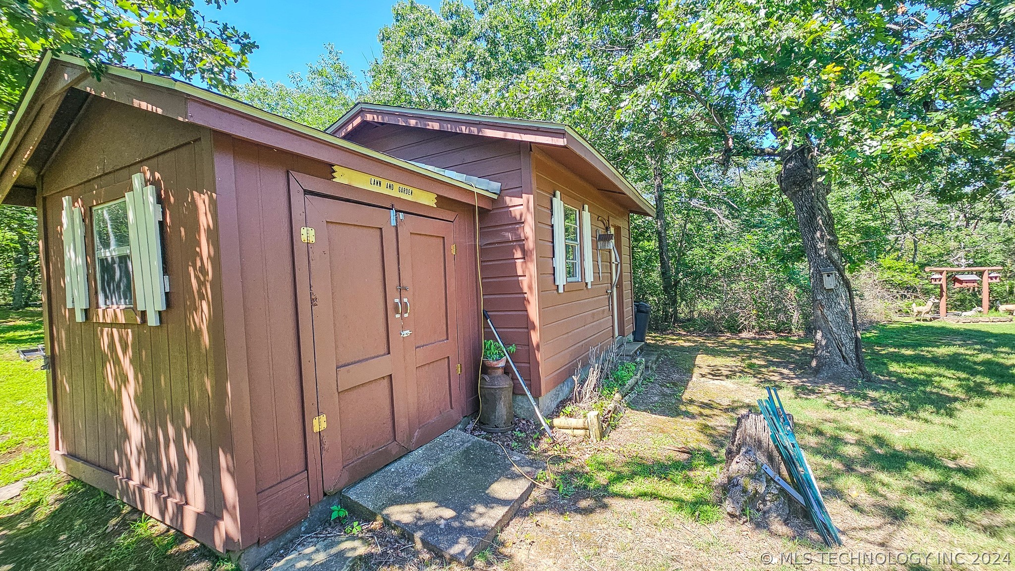 105 W Mockingbird Lane Property Photo 71