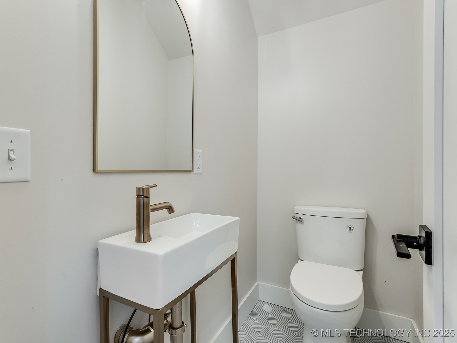 108 Ridgeline Road Property Photo 27