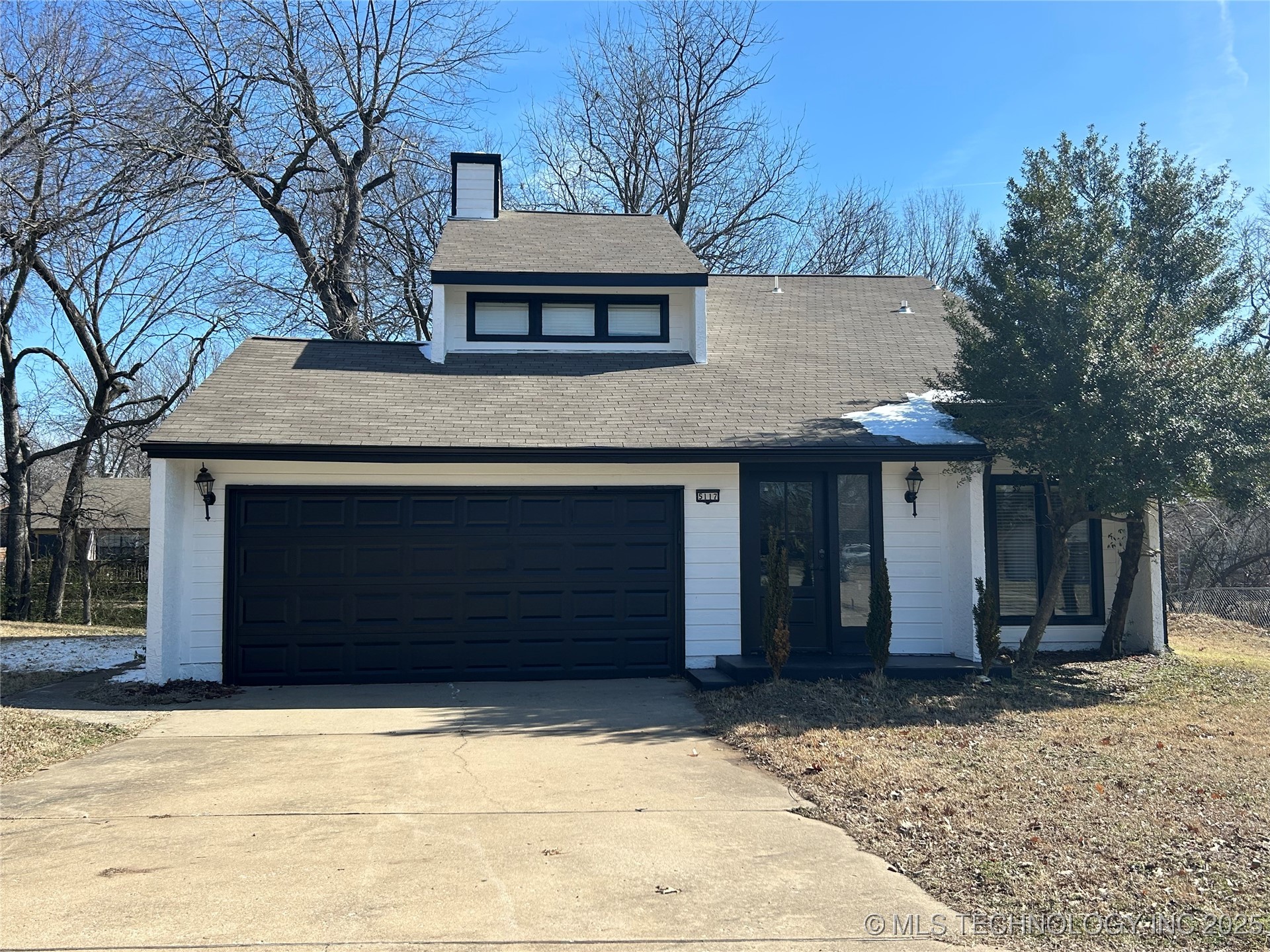 5117 S Lions Avenue Property Photo