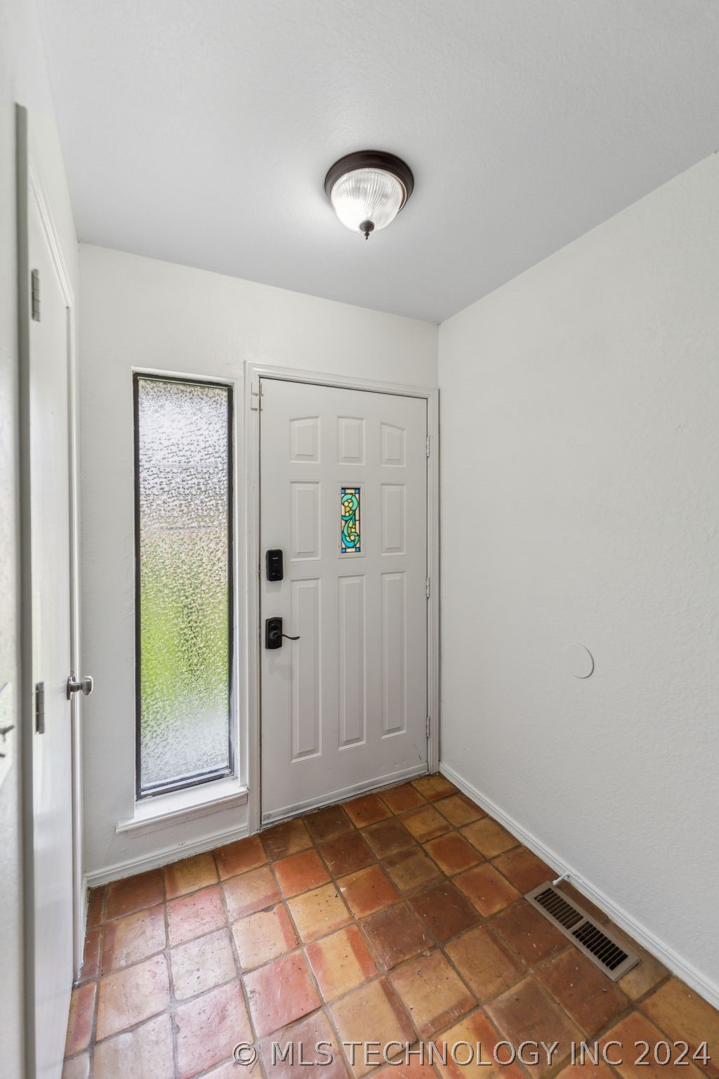 5117 S Lions Avenue Property Photo 5
