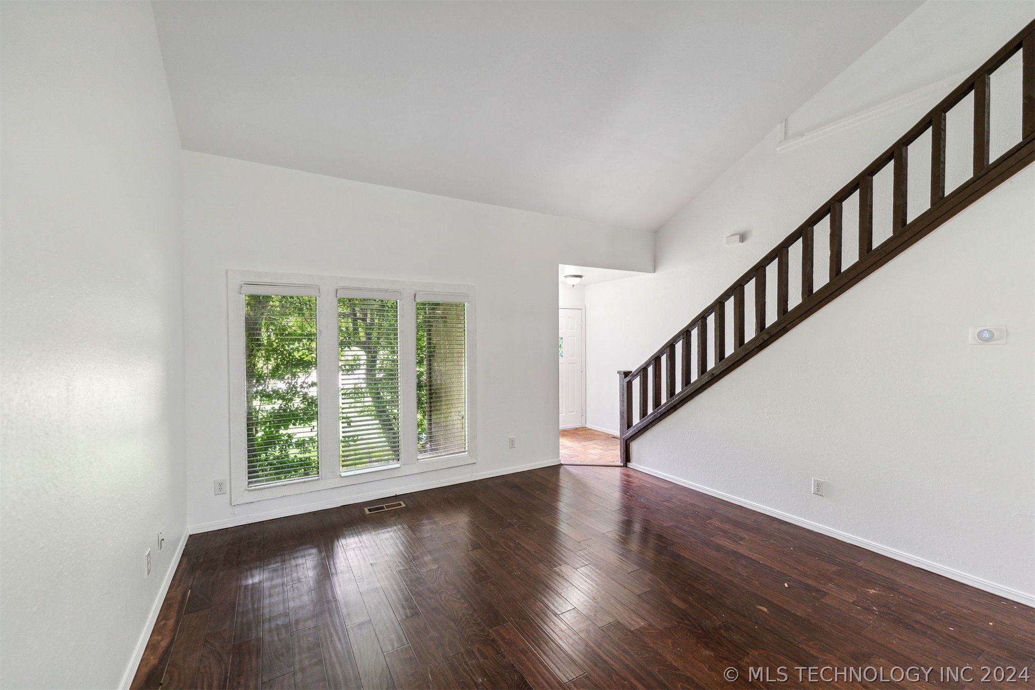 5117 S Lions Avenue Property Photo 7
