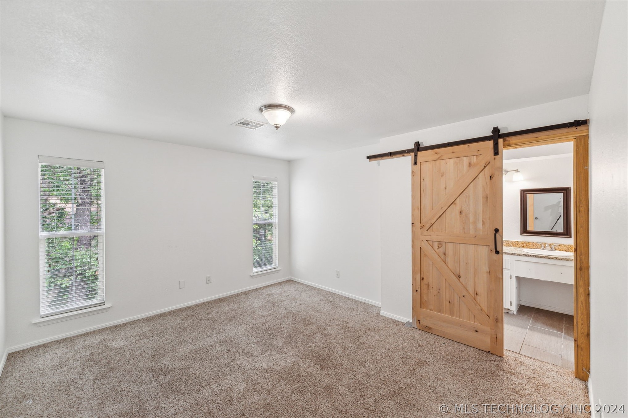 5117 S Lions Avenue Property Photo 17