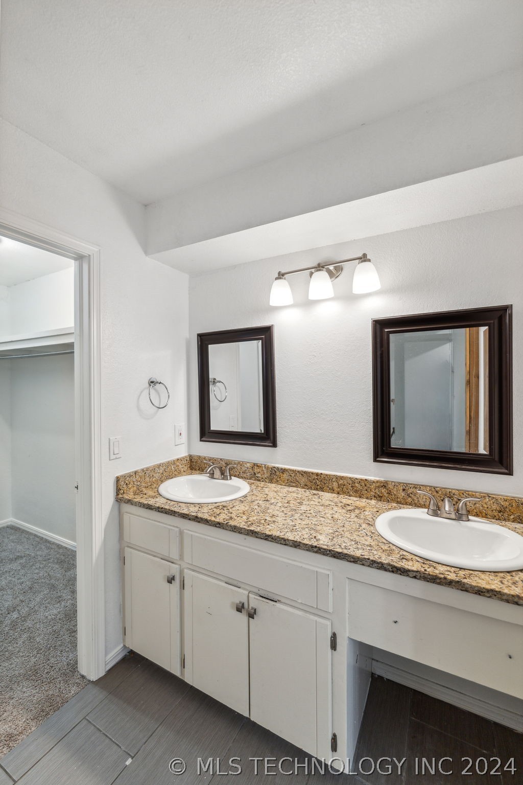 5117 S Lions Avenue Property Photo 18