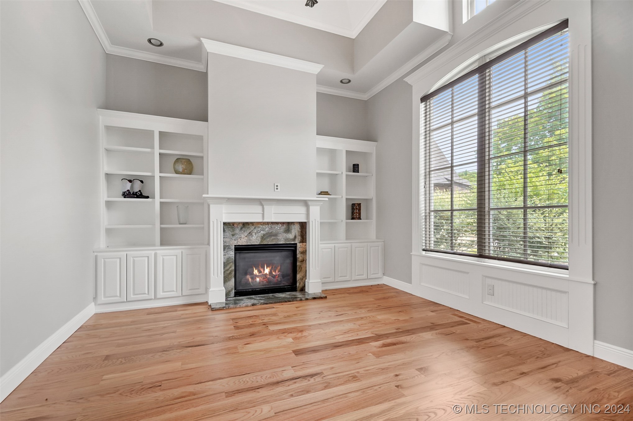 11318 S College Avenue Property Photo 13