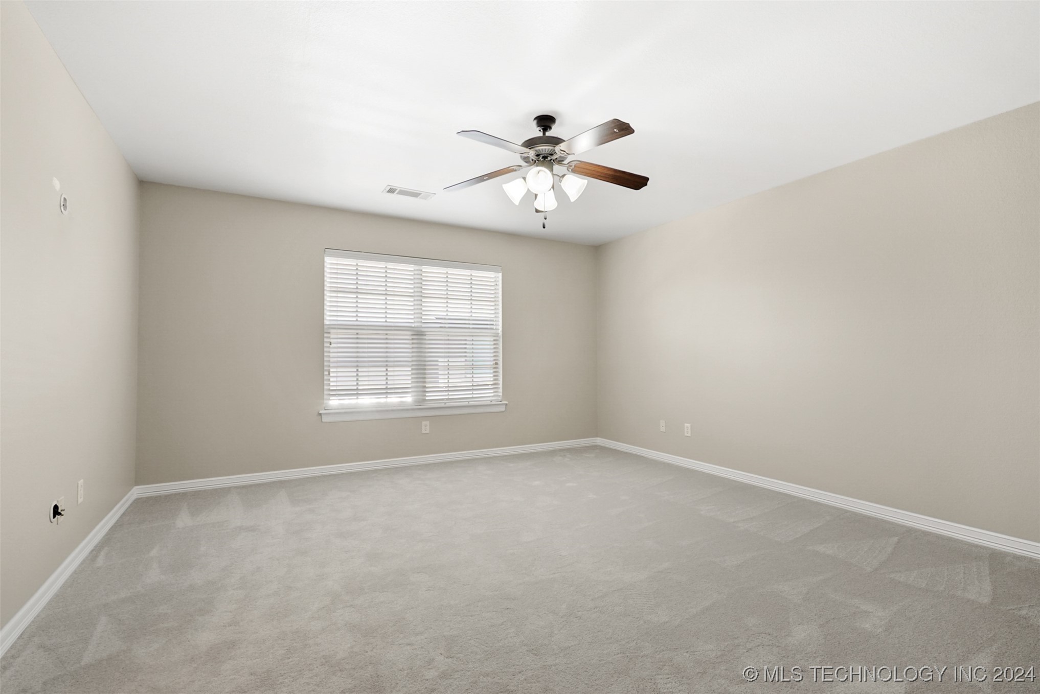 11318 S College Avenue Property Photo 42