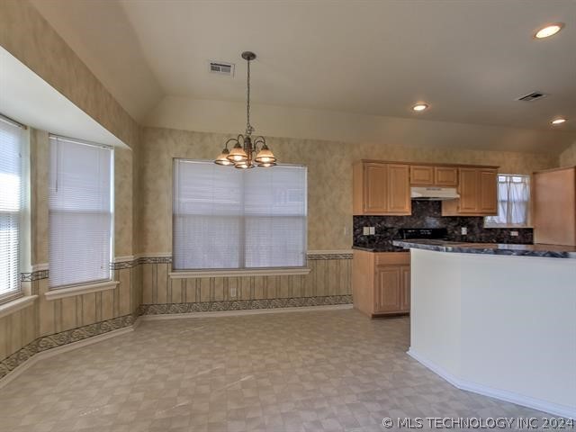 1524 S Narcissus Place Property Photo 7