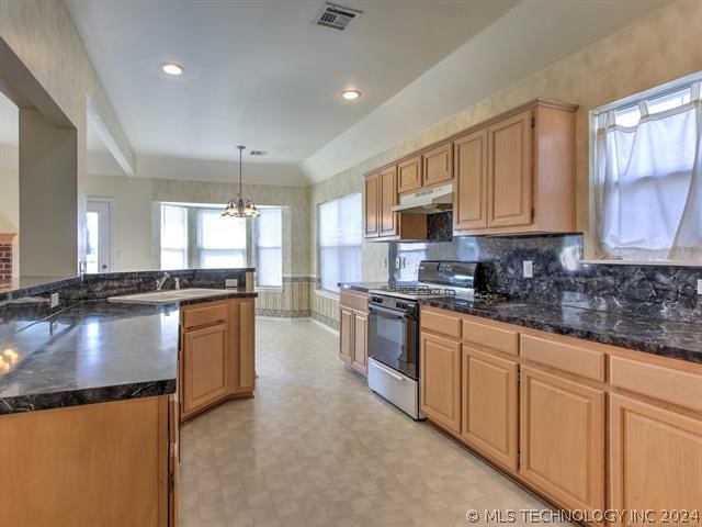 1524 S Narcissus Place Property Photo 10